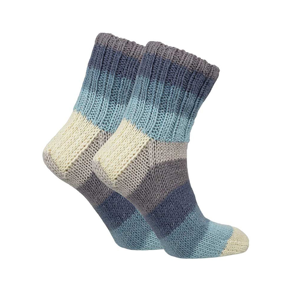 ノヴィータの新作ソックヤーン、ヤッティライタが登場