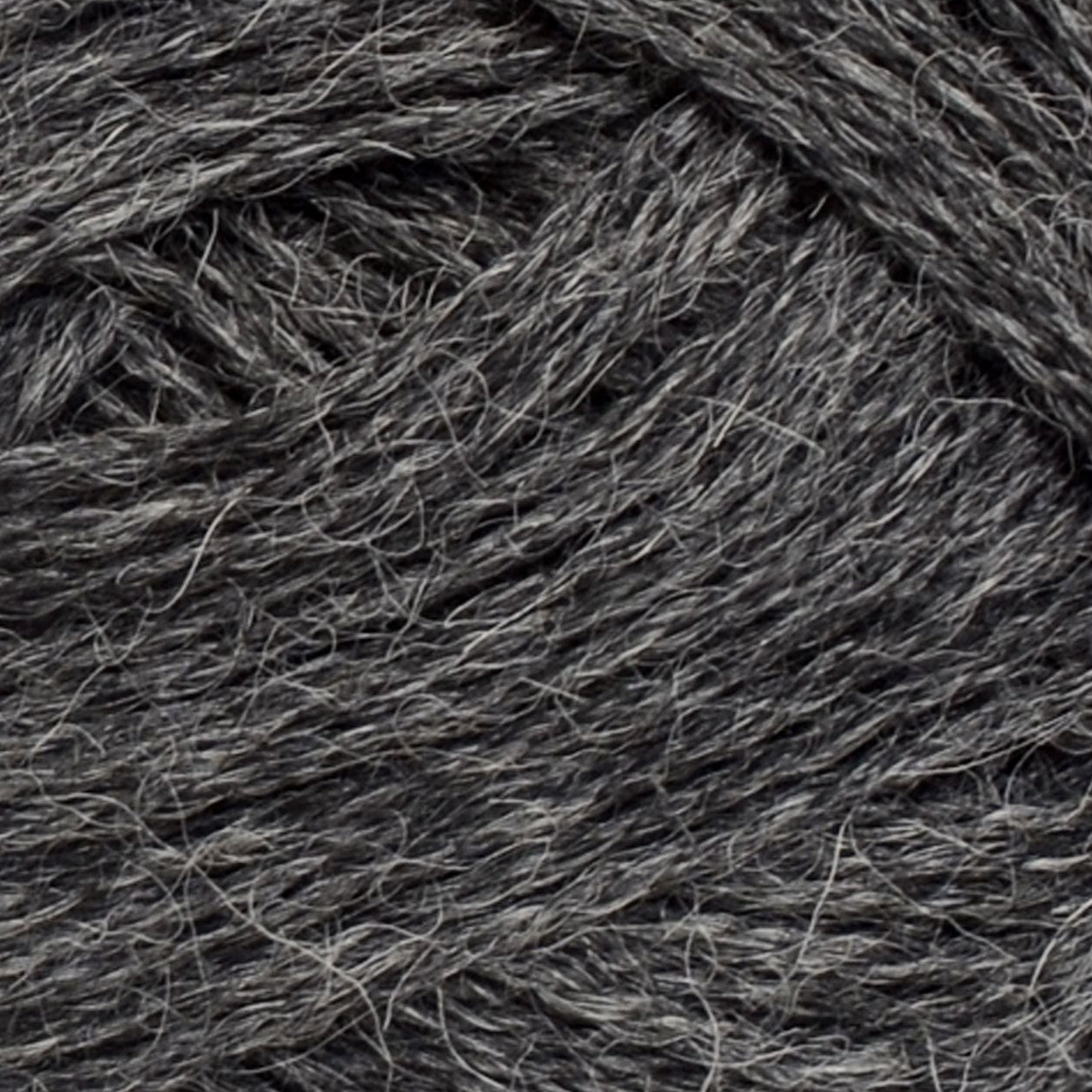 デンマーク発 人気デザイナーのソフィー スカーフ|毛糸 & 日本語パターン付きキット|PetiteKnit:プチニット