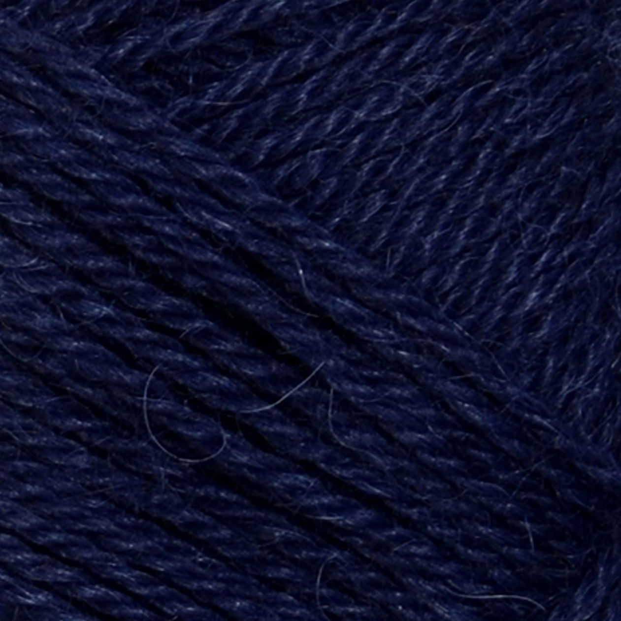 デンマーク発 人気デザイナーのソフィー スカーフ|毛糸 & 日本語パターン付きキット|PetiteKnit:プチニット