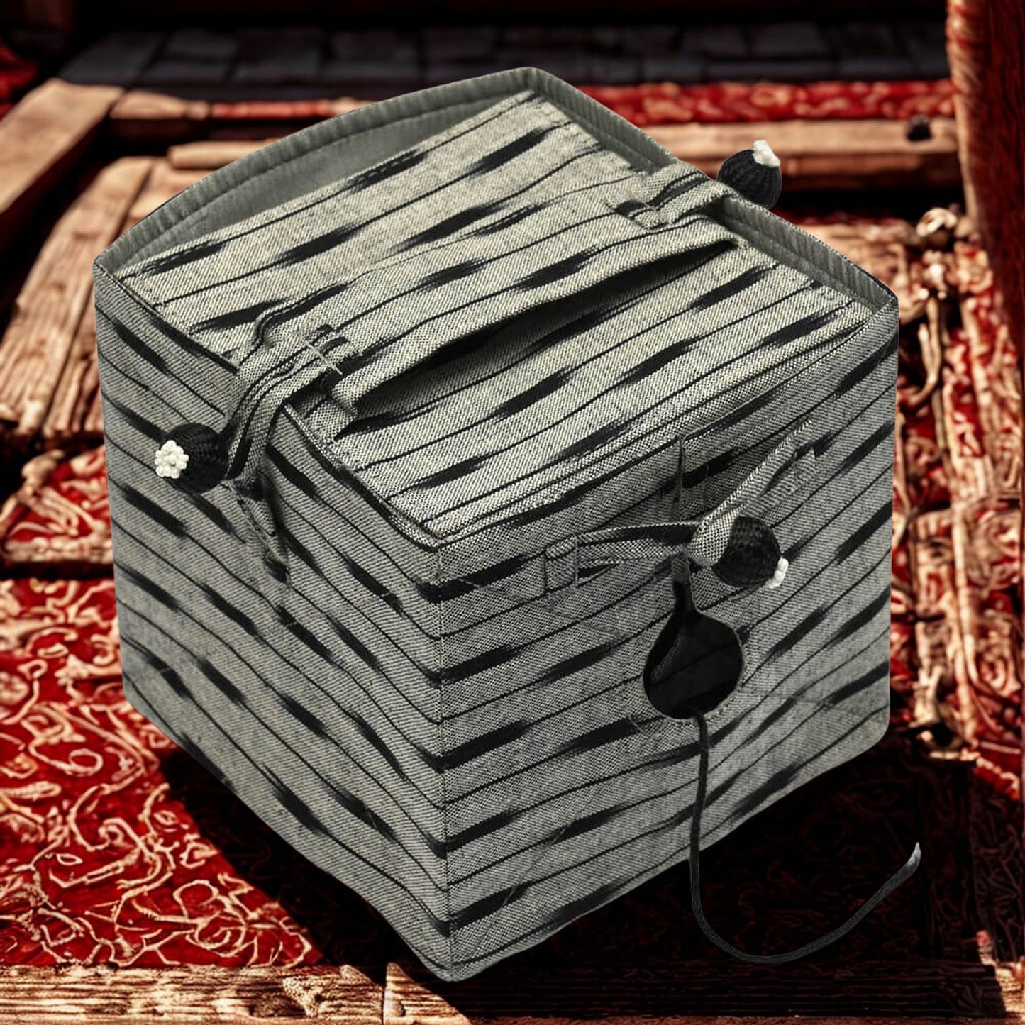 編み物を優雅に支える携帯ヤーンホルダー| KNIT OUT BOX アジュラック/イカット|Lantern Moon:ランタンムーン