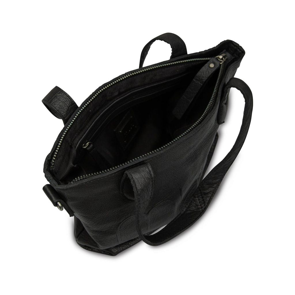 持つ人を美しく映す三様の本革バッグ|ラウラ ミニ|muud:ムー