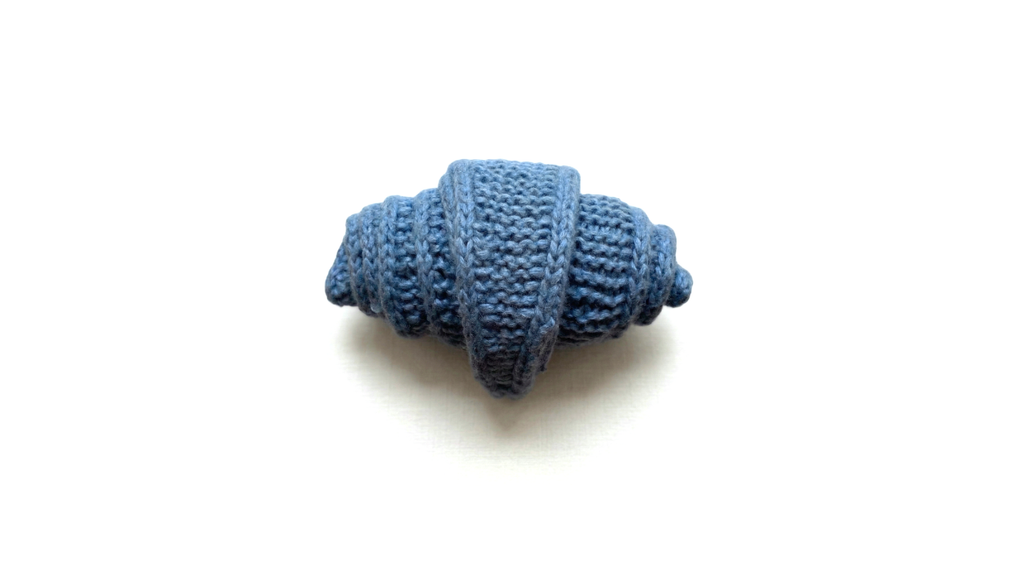 肌の弱い私が、3時間以上首に巻いていた糸のことを