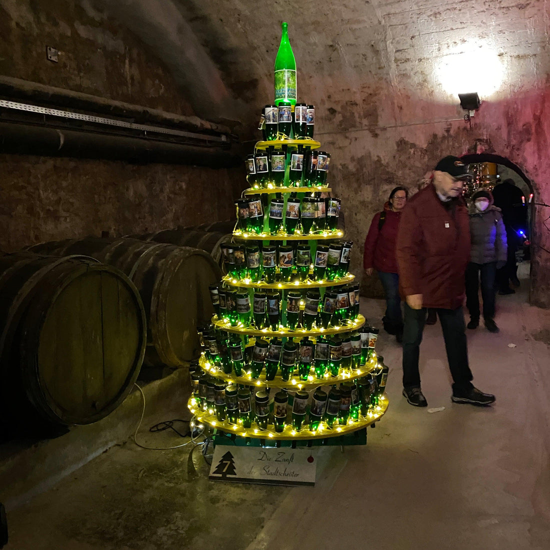 ドイツの珍しいクリスマス市 - ワインで有名なモーゼル川河畔の街で開催されたクリスマス市の模様をご紹介します - なないろ毛糸