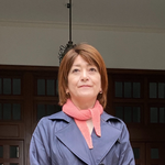 軽やかな輪郭で仕上げる春夏向けソフィースカーフ｜毛糸 & 日本語文章パターン付きキット｜PetiteKnit：プチニット