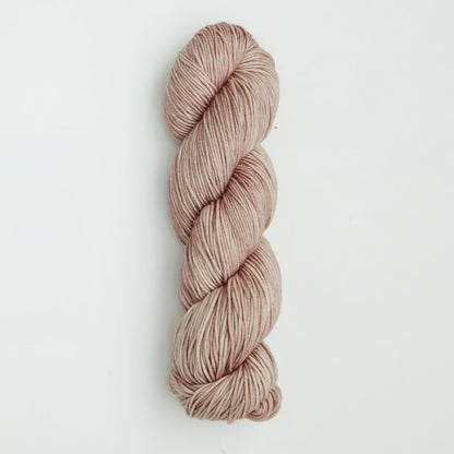 ヴィヴァ 単色 ニュートラル・アース｜Symfonie Yarns：シンフォニーヤーンズ