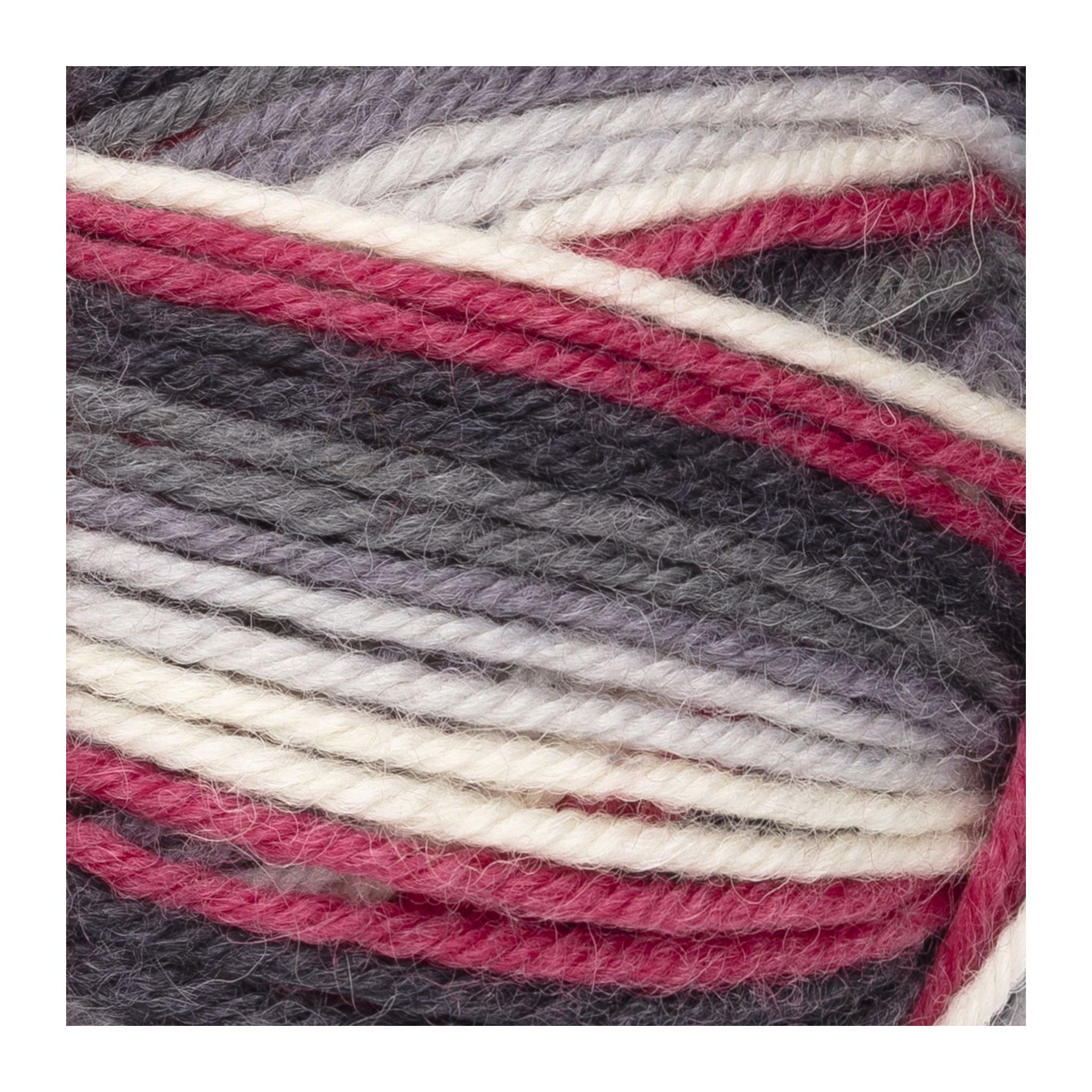 編むだけでクリスマス気分を楽しめるソックヤーン (編み図プレゼント中