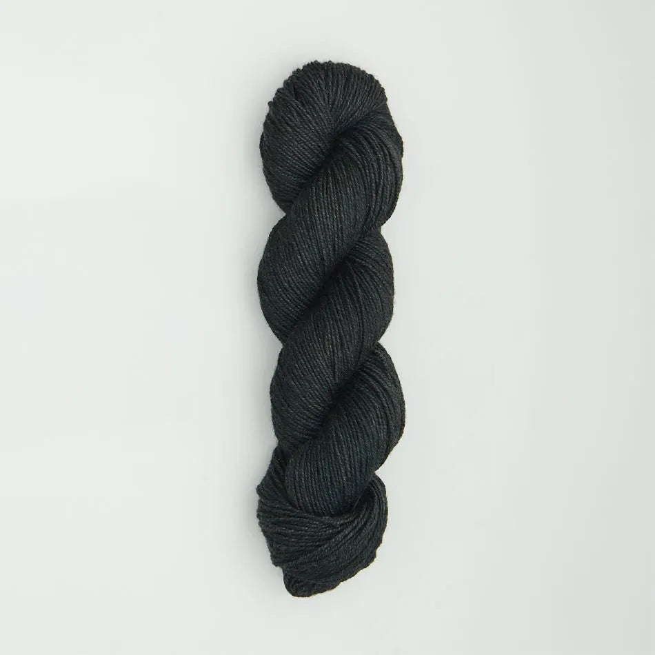 月光を編み込むルナ メリノシルク｜ルナ｜Symfonie Yarns：シンフォニーヤーンズ