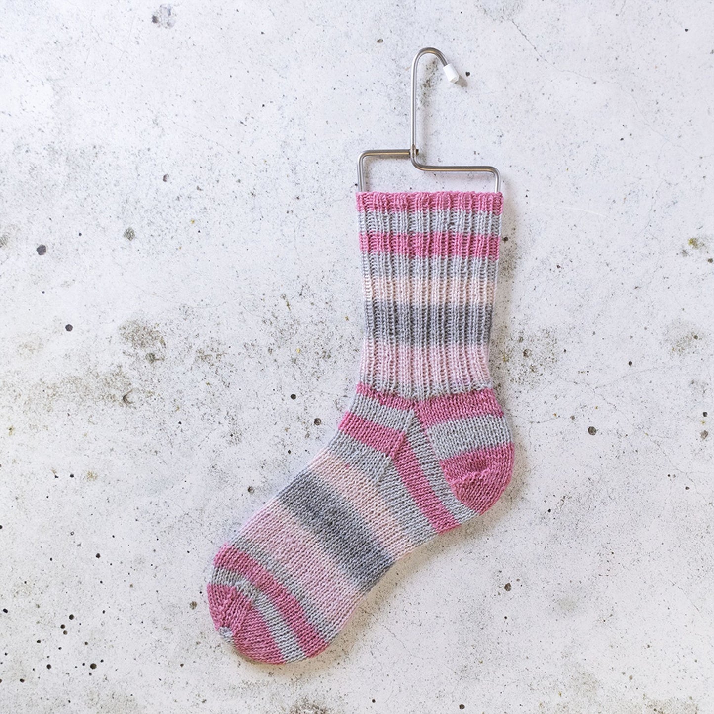 ソックヤーン2玉セレクション「北欧の彩り - 花咲く小径」