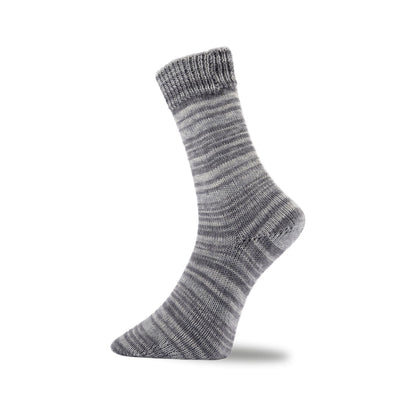 静かなグレーに青みが宿る大人のソックヤーン｜ゴールデンソックス カラー 4ply 72 シリーズ｜Pro Lana：プロラナ