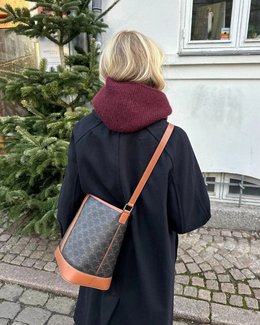 フードとマフラーがひとつに ソフィーフード｜毛糸 & 日本語文章パターン付きキット｜PetiteKnit：プチニット