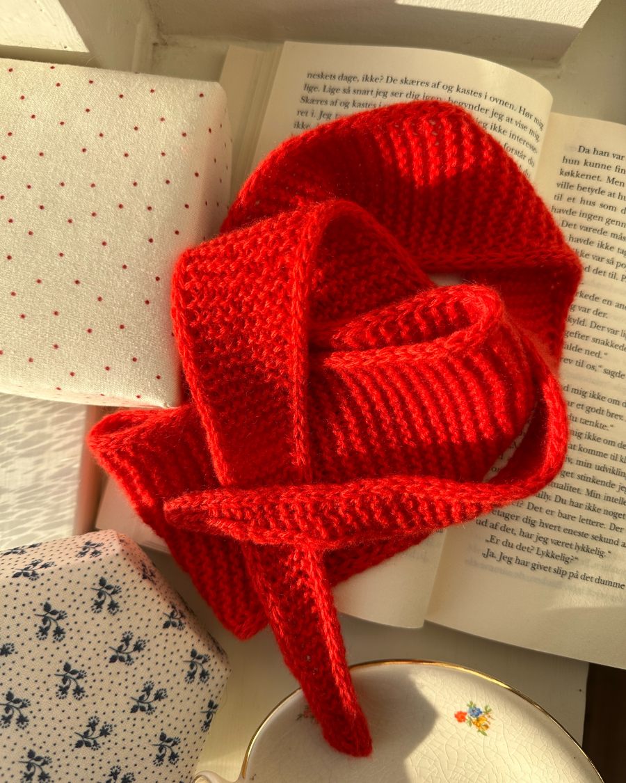 カシミヤで編むソフィースカーフ｜毛糸 & 日本語文章パターン付きキット｜PetiteKnit：プチニット